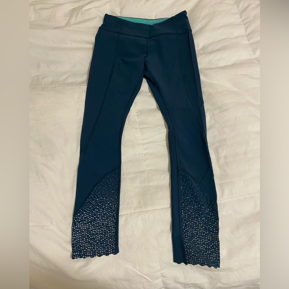 Blue Reflective Leggings - LuluLemon SIZE 4